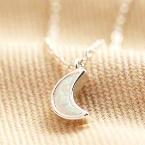 Collier lune avec opale - argent - Shop Spirituel